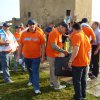Asinara: visita agli operai della Vinyls